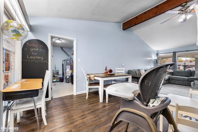 14 Woodside Circle, Mt Clemens, MI 48043