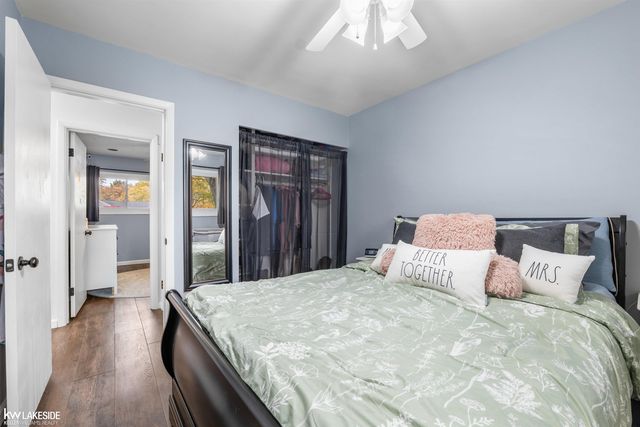 14 Woodside Circle, Mt Clemens, MI 48043