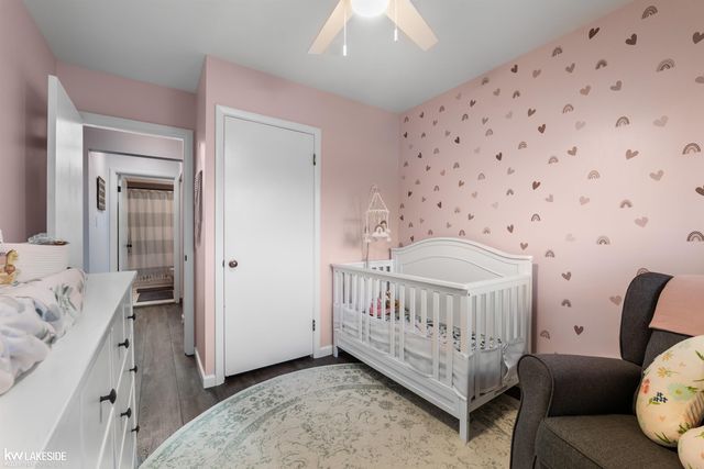 14 Woodside Circle, Mt Clemens, MI 48043