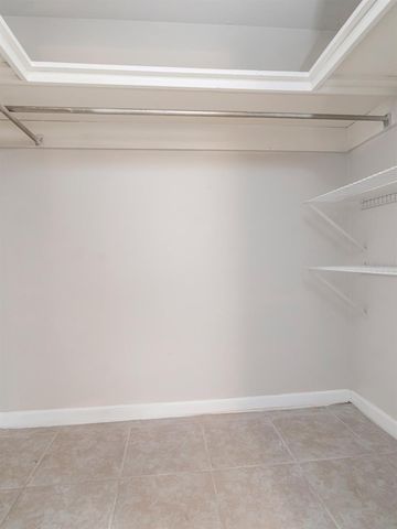 104 KARDE LANE A, Brandon, FL 33510