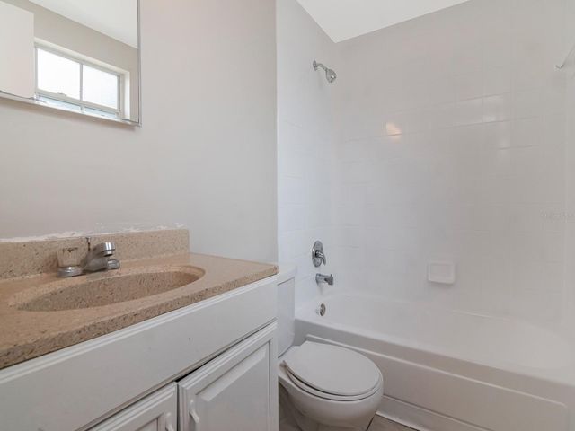104 KARDE LANE A, Brandon, FL 33510