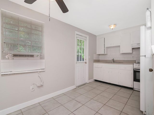 104 KARDE LANE A, Brandon, FL 33510