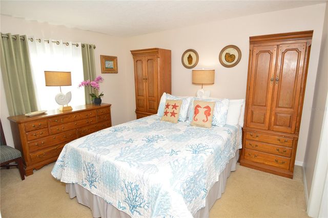 213 SEAHORSE DRIVE SE B, St Petersburg, FL 33705