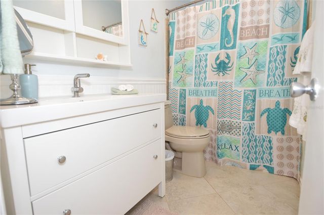 213 SEAHORSE DRIVE SE B, St Petersburg, FL 33705