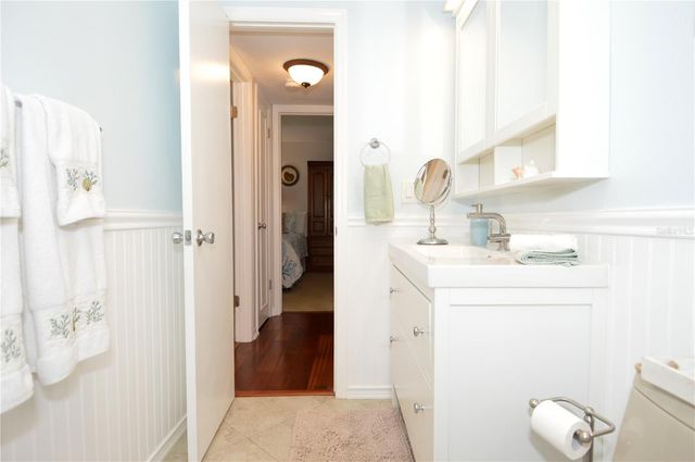 213 SEAHORSE DRIVE SE B, St Petersburg, FL 33705