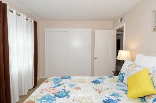 213 SEAHORSE DRIVE SE B, St Petersburg, FL 33705