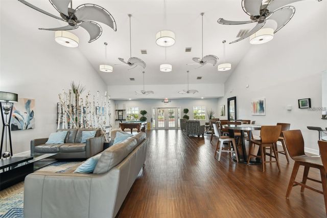 213 SEAHORSE DRIVE SE B, St Petersburg, FL 33705