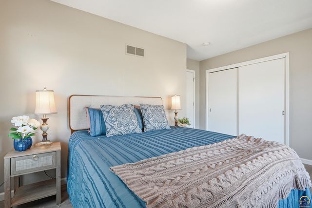 4413 SW Twilight DR, Topeka, KS 66614