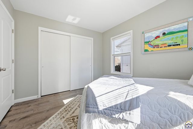 4413 SW Twilight DR, Topeka, KS 66614