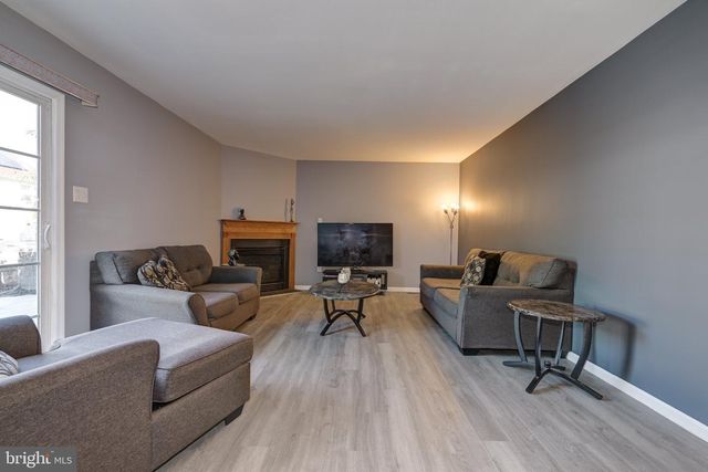 350 GARRETT MORGAN DR, Lawnside, NJ 08045