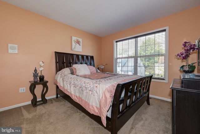 350 GARRETT MORGAN DR, Lawnside, NJ 08045