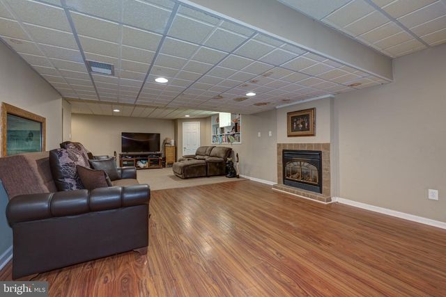 350 GARRETT MORGAN DR, Lawnside, NJ 08045
