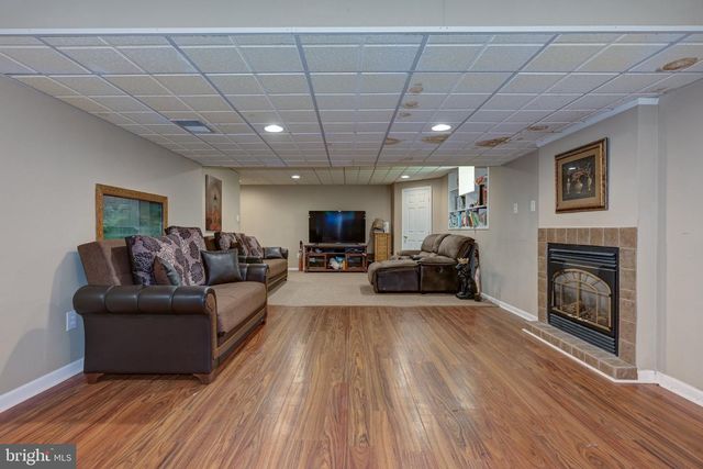 350 GARRETT MORGAN DR, Lawnside, NJ 08045