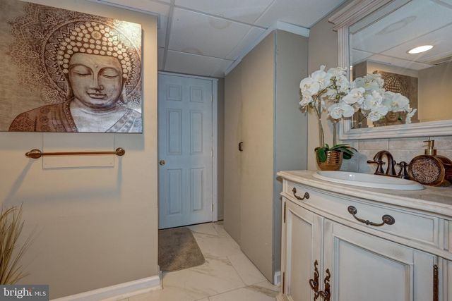 350 GARRETT MORGAN DR, Lawnside, NJ 08045
