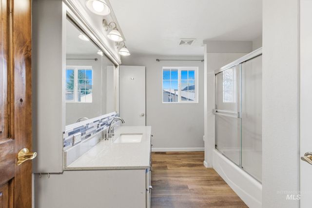 2072 Crystal Way, Boise, ID 83706