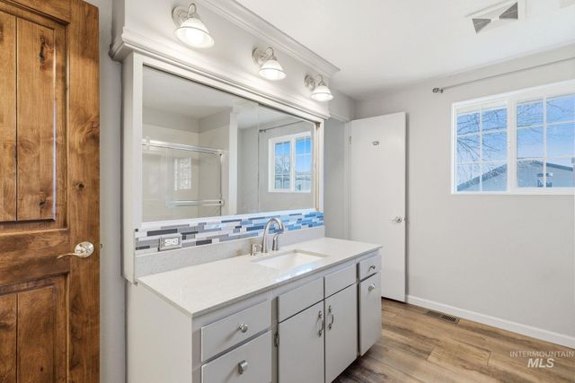 2072 Crystal Way, Boise, ID 83706