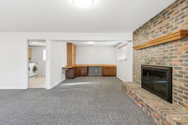 2072 Crystal Way, Boise, ID 83706