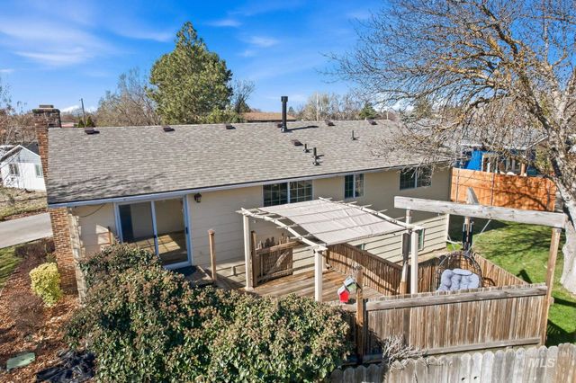 2072 Crystal Way, Boise, ID 83706