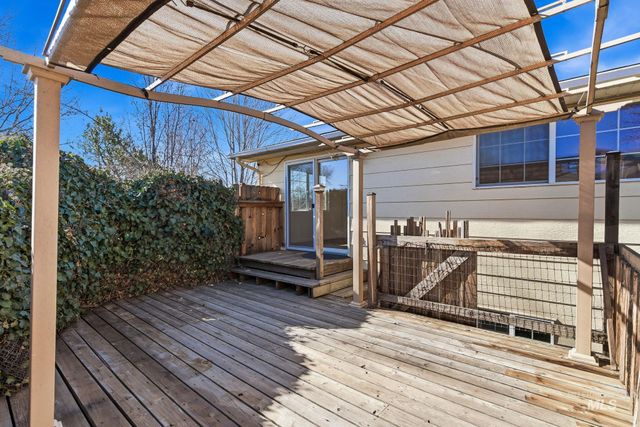 2072 Crystal Way, Boise, ID 83706