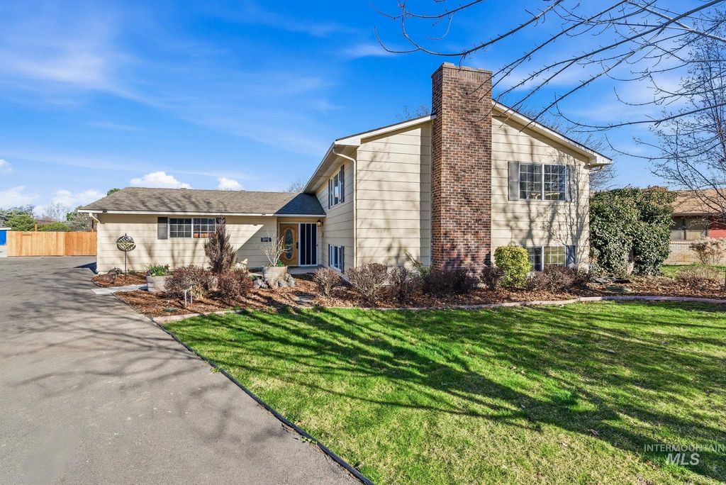 2072 Crystal Way, Boise, ID 83706