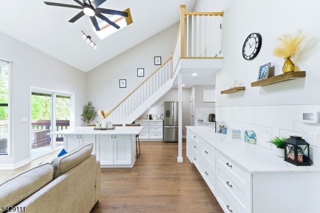 2 Falkenstein Dr 10, Vernon Twp., NJ 07462