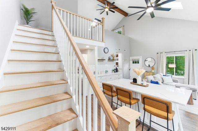 2 Falkenstein Dr 10, Vernon Twp., NJ 07462