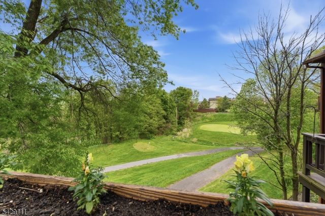 2 Falkenstein Dr 10, Vernon Twp., NJ 07462