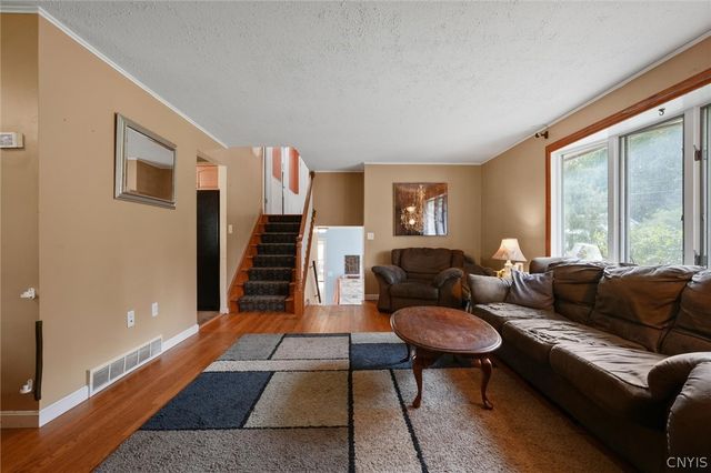 214 Wells Avenue West, Clay, NY 13212