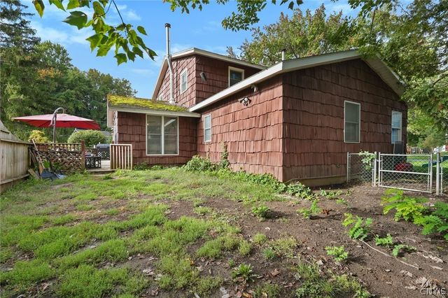214 Wells Avenue West, Clay, NY 13212