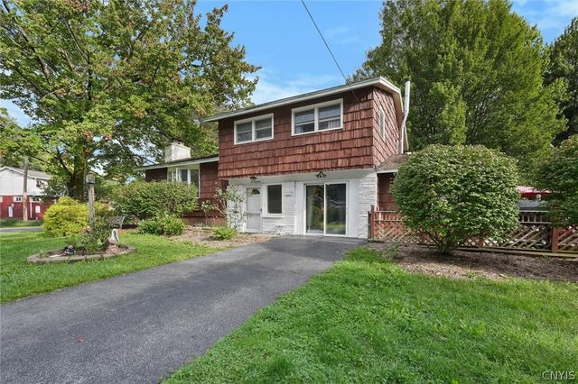 214 Wells Avenue West, Clay, NY 13212