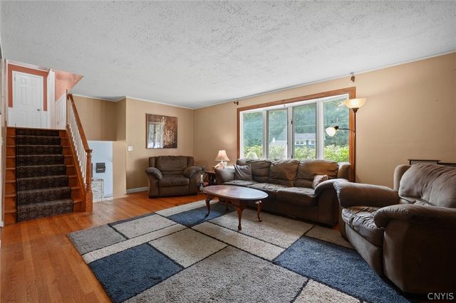 214 Wells Avenue West, Clay, NY 13212