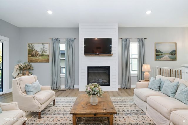 2020 Browning Avenue, Manhattan, KS 66502