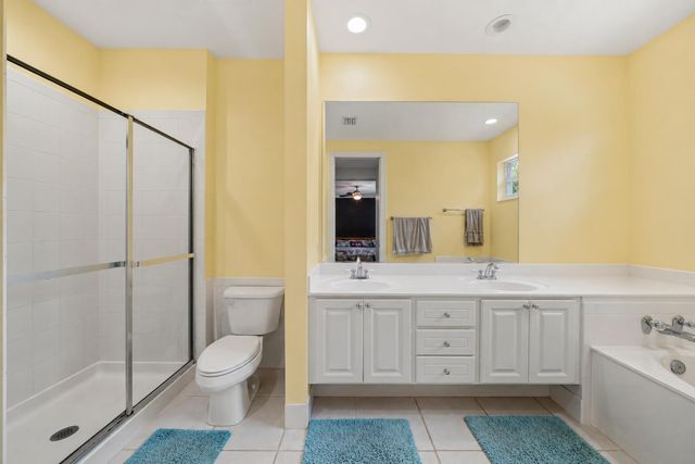 142 Newcastle Drive, Jupiter, FL 33458