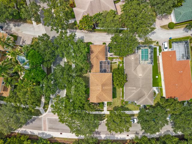 142 Newcastle Drive, Jupiter, FL 33458