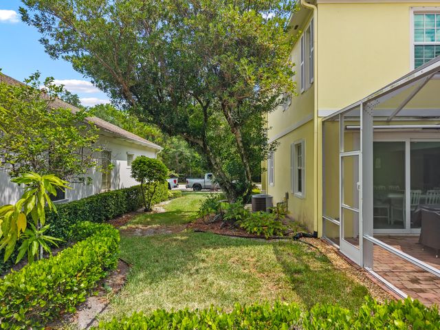 142 Newcastle Drive, Jupiter, FL 33458