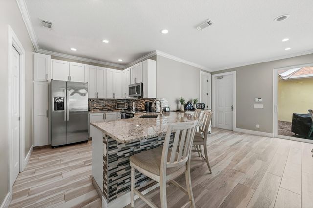 142 Newcastle Drive, Jupiter, FL 33458