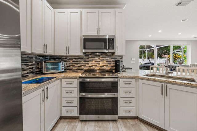 142 Newcastle Drive, Jupiter, FL 33458