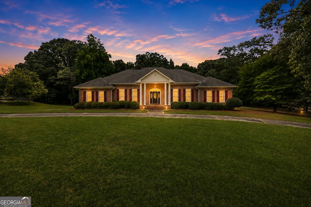 2116 Shepherd Way NW, Monroe, GA 30656