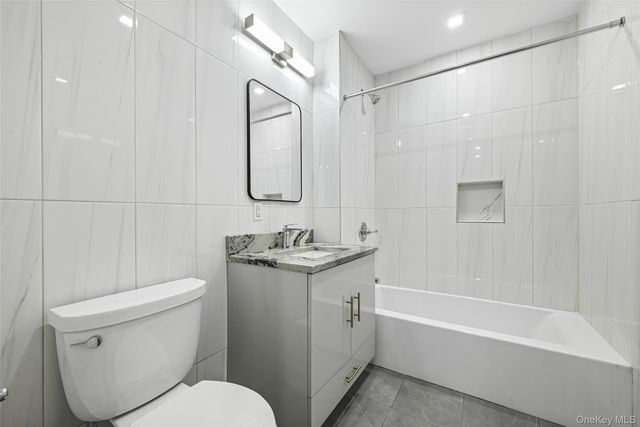 444 Graham Avenue 7F, Brooklyn, NY 11211