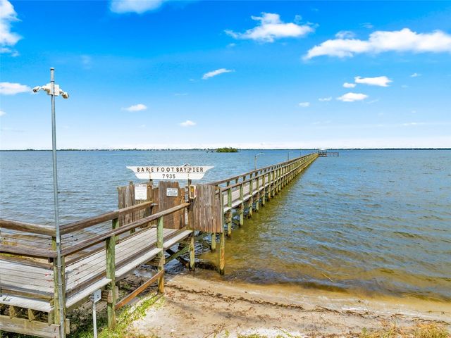 803 THRUSH CIRCLE, Sebastian, FL 32976