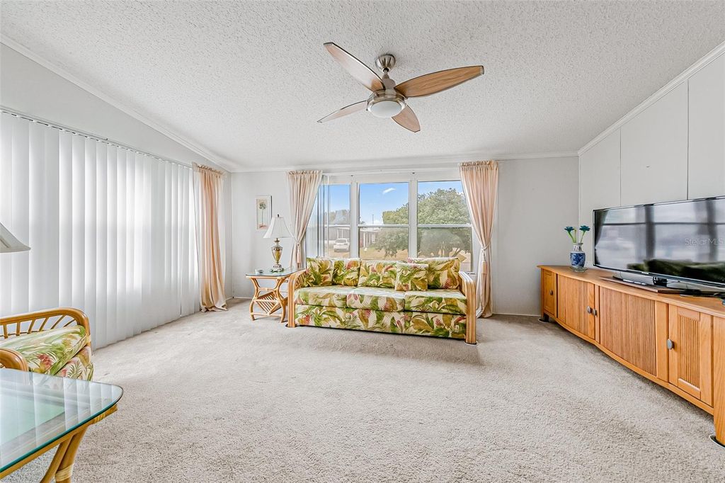 Image 18 of property listing at 803 THRUSH CIRCLE, Sebastian, FL 32976