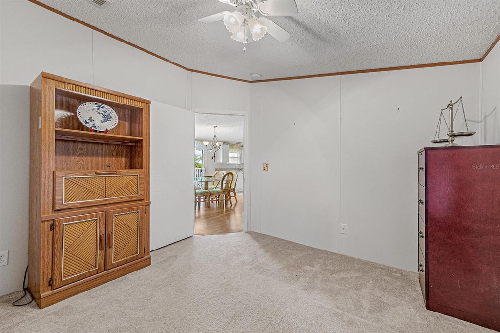 Image 25 of property listing at 803 THRUSH CIRCLE, Sebastian, FL 32976