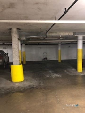 1 Strawberry Hill Avenue APT 3G, Stamford, CT 06902