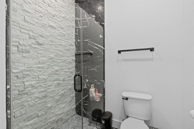 408 NORTHCREST DR, Liberty Hill, TX 78642