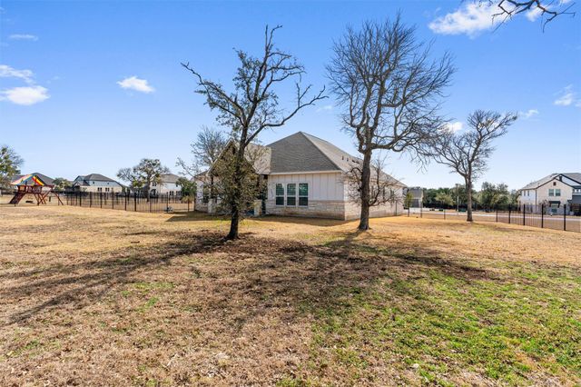 408 NORTHCREST DR, Liberty Hill, TX 78642
