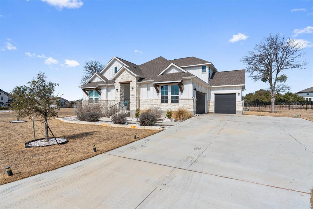408 NORTHCREST DR, Liberty Hill, TX 78642