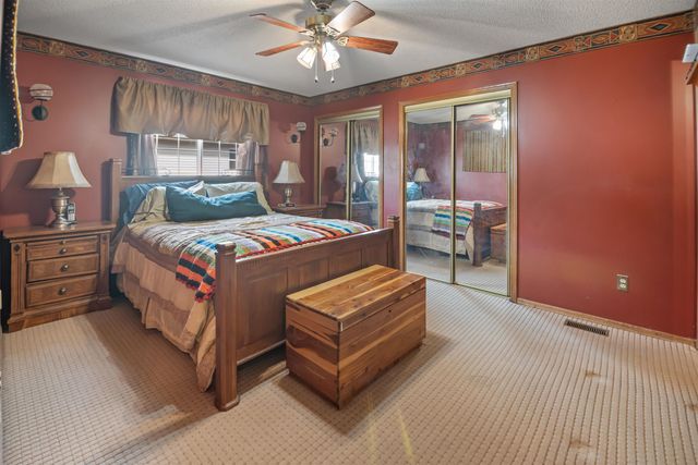 307 N Sioux St, Kechi, KS 67067