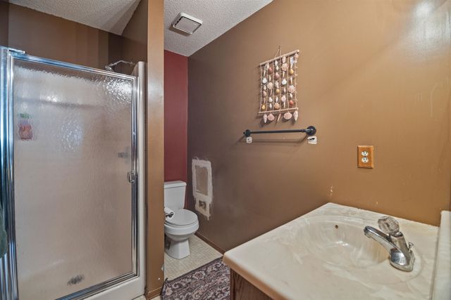 307 N Sioux St, Kechi, KS 67067