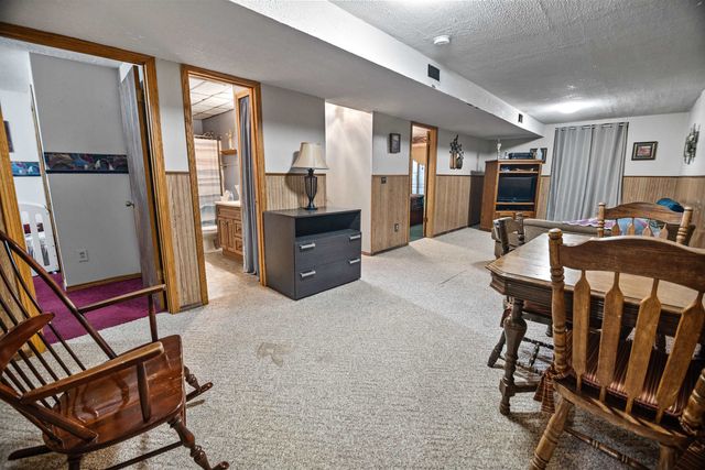 307 N Sioux St, Kechi, KS 67067