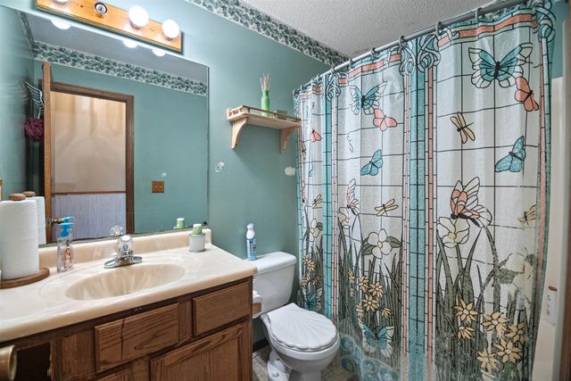 307 N Sioux St, Kechi, KS 67067